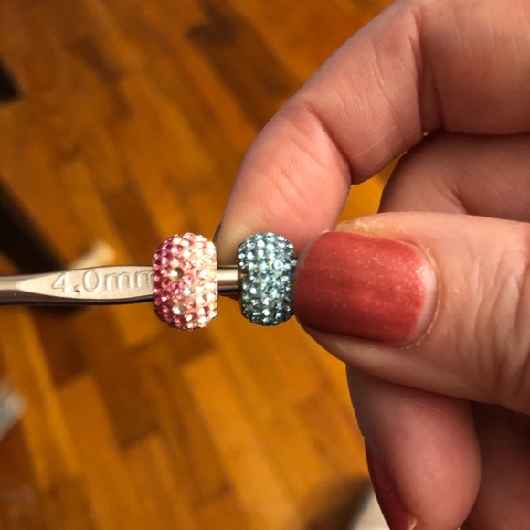 6 Expressions for Helzberg beads - Picture 4 of 5